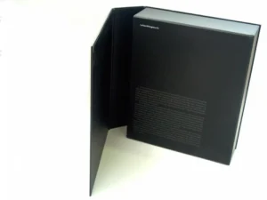 Carpeta petaca en cartón rígido