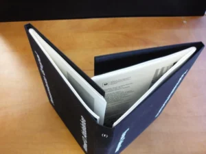 Libro doble formato plegado en tela