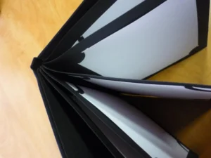 Cartas menú libro hojas cortes 2