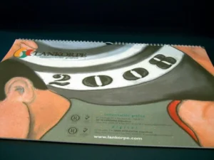 Calendario wireo y colgador