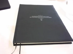 Libro familia entelado estampación lomo recto y cinta registro