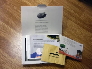 Caja regalo con semillas en cartoncillo